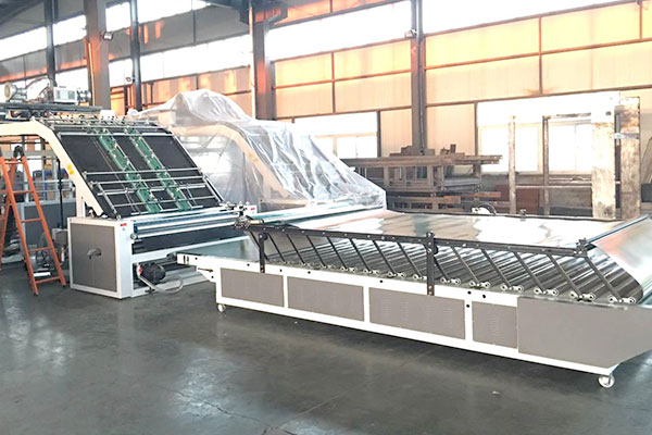BZJ-L SERIES AUTOMATIC FLUTE LAMINATOR MACHINE